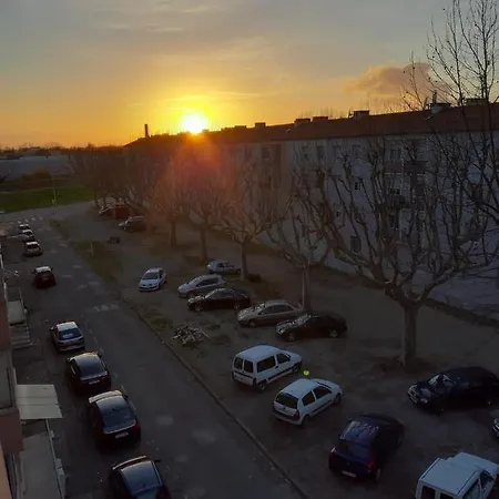 Aux Alyscamps Apartmán Arles